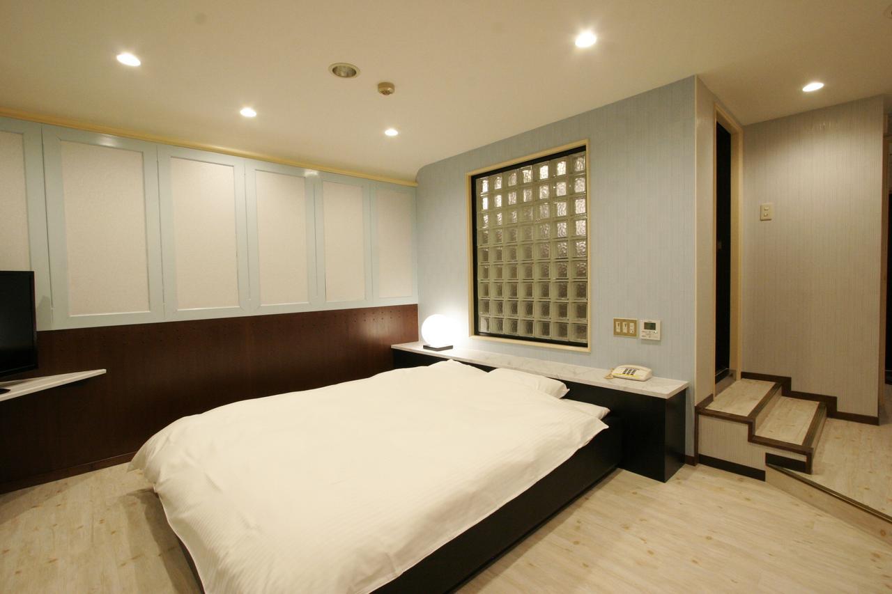 Noa Hotel Toyotaminami (Adults Only) Anjomachi Exterior foto